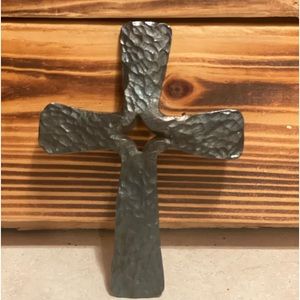Steel cross